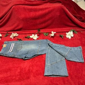 A 20 year vintage stretch out jeans. From a pet and dog smoke free home.